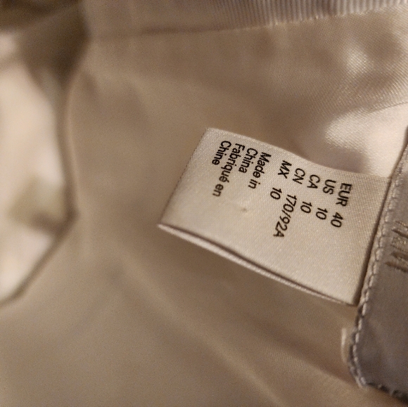 WHITE STRAPLESS DRESS - Picture 3 of 3